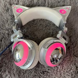 Brookstone Limited Edition Arianna Grande